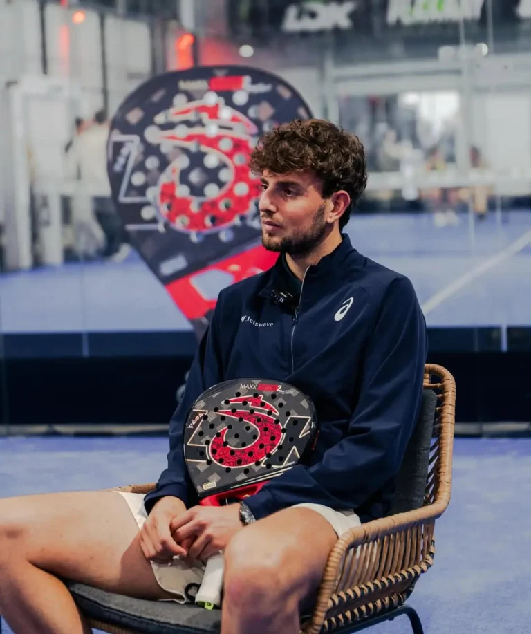 Det unga padelproffset Mike Yanguas racket 2026 heter Lok Maxx Hype 2.
