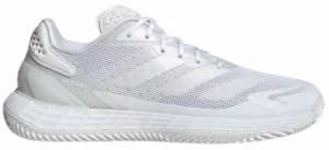 Adidas Defiant Speed 2 är ett par riktigt bra damskor i padel. Dessutom riktigt snygga i sin vita design.