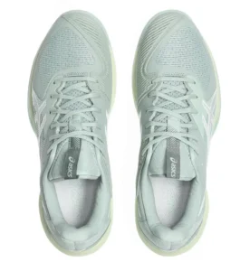 Asics Solution Speed FF 3 vinner mellanklassen i vårt dam padelsko bäst i test.